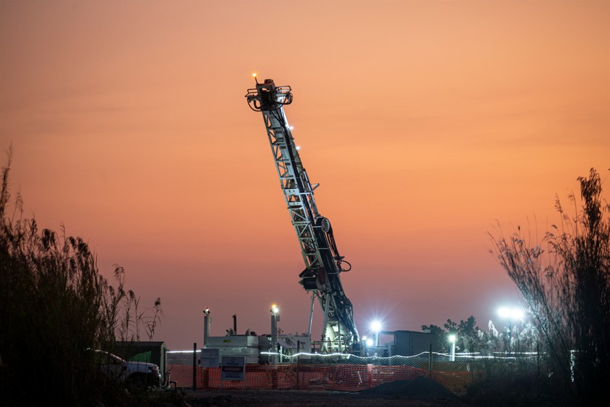 Deep-hole Exploration